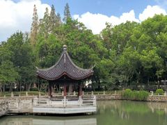 -汇龙潭