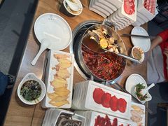 -来龍儿鲜切牛肉自助老火锅