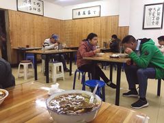 大堂-老字号贾家肉丸糊辣汤(光明巷店)