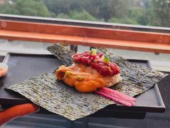 豪华澳洲和牛&海胆寿司卷-老乾杯和牛烧肉(王府中环店)