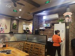 -喇喇排骨火锅·传统韩式脊骨汤(望京西园总店)