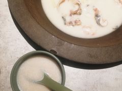 鱼汤-鲜潭蒸汽石锅鱼(五道口购物中心店)