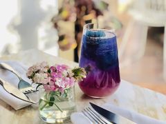 魔法药剂师蝶豆花气泡汁-The Rug Cafe(王府中环店)