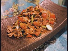 酸腌菜炒肉-紫滇源云南生态菜(丹凤街店)