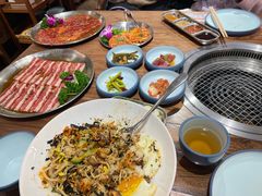 -明洞阿姨·韩式酱蟹烤肉·创意料理(三元桥店)