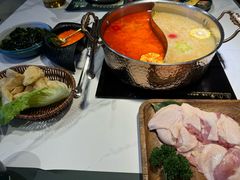 -椰子湾·海南火锅·糟粕醋·椰子鸡(正大广场店)