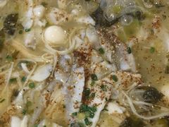 -鱼亨小鲜酸菜鱼(大信店)