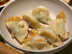 荠菜虾仁锅贴-范家小馆·烤鸭新京菜(金融街店)