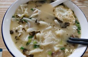 Salted Vegetable Egg and Pork Noodles