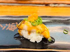 生蚝寿司-元祖ぶっち切り寿司 魚心(三宫店)