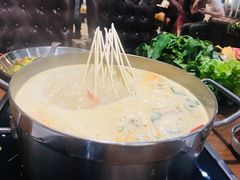 -樾餐厅泰式海鲜火锅(民歌湖店)