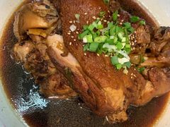 -老码头黑皮肘子锅包肉熏酱水饺(文政街店)
