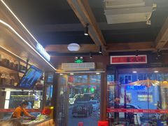 -巴卤社老火锅(财富店)