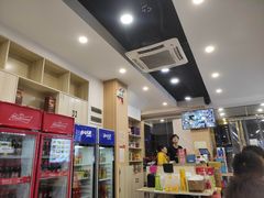 -江城燕子大排档(江汉路步行街店)