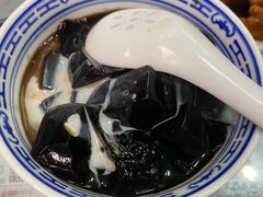 桂花蜜龟苓膏-恒信牛奶甜品(南京总店)