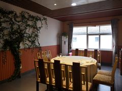 包厢-雅和生态渔庄·宜城锅巴饭(龙灵山公园店)