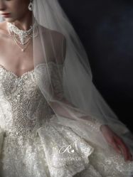 点击看大图 -Renee芮亦婚纱