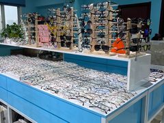 -潘多拉眼镜·蔡司依视路明月(潘家园店)