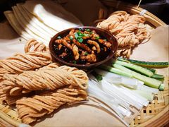 -魏铭鱼头捞饭(晋阳路店)