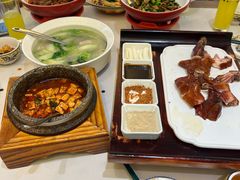 -家宴滇食记·云南家常菜