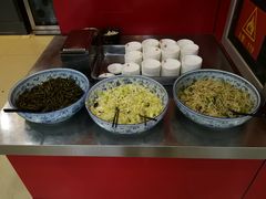 免费咸菜-闫家驴肉老店(华电一校店)