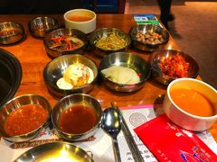 -老炉家木炭烤肉(长江国际店)