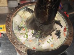 -马路牙子烧烤音乐酒馆(望京店)