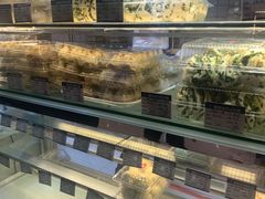 面包甜点陈列柜-白玉兰食品甜凤店(合生汇店)