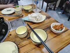-菌之家·专业纯野生菌火锅·特色炒菌