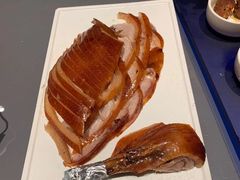 酥不腻烤鸭-小大董·烤鸭(观景餐厅·南京西路店)