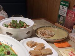 -梁家大院•农家菜(昆山会展中心店)