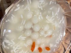 -爆炸头阿姨小四川正宗川味小吃(无任何分店)