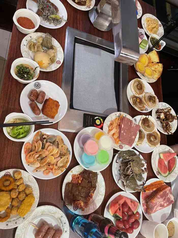 比尔森烤肉海鲜火锅自助-"感觉还挺好的,以前就去他家吃过.什么都有.
