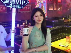 -喜鹊音乐酒馆(西街店)