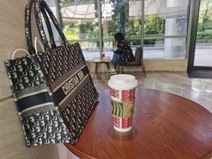 美式咖啡-星巴克(深圳香港大学深圳医院店)