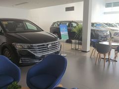 -上海冠松上汽大众4S店