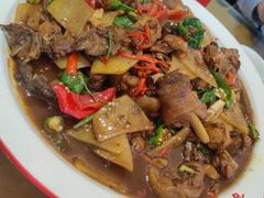 -鲁南仔·滕州炒鸡(经三路店)