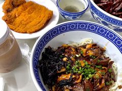 -沪西老弄堂面馆(定西路店)