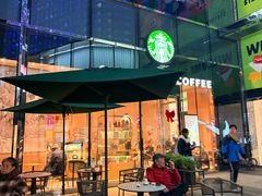 -星巴克(上海长宁来福士1F店)