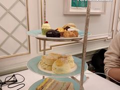 -The Diamond Jubilee Tea Salon at Fortnum & Mason