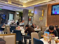 -香港新发烧腊茶餐厅(水围店)