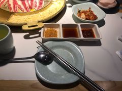 -猪啊牛呀羊啊铜盘烤肉(正大广场店)