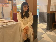 -阿妮叶李(光谷世界城店)