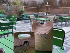 餐具摆设-潮一不贰·法式甜品·生日蛋糕·西式简餐(外滩店)