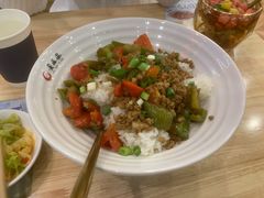 贵凤凰招牌肉臊拌饭-贵凤凰贵州米粉(五道口店)
