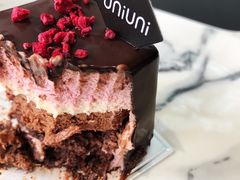 -UNI UNI(环亚凯瑟琳店)