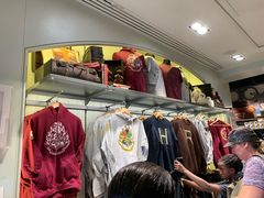 -九又四分之三站台哈利波特商店