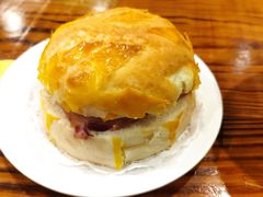 菠萝包-澳门陈光记烧味饭店(南京德基广场店)