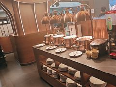 -牛YO寿喜烧·铁板烧和牛火锅自助(市府恒隆店)