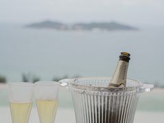 -瑰丽酒店·海吧·天际下午茶·现场DJ·天台酒吧